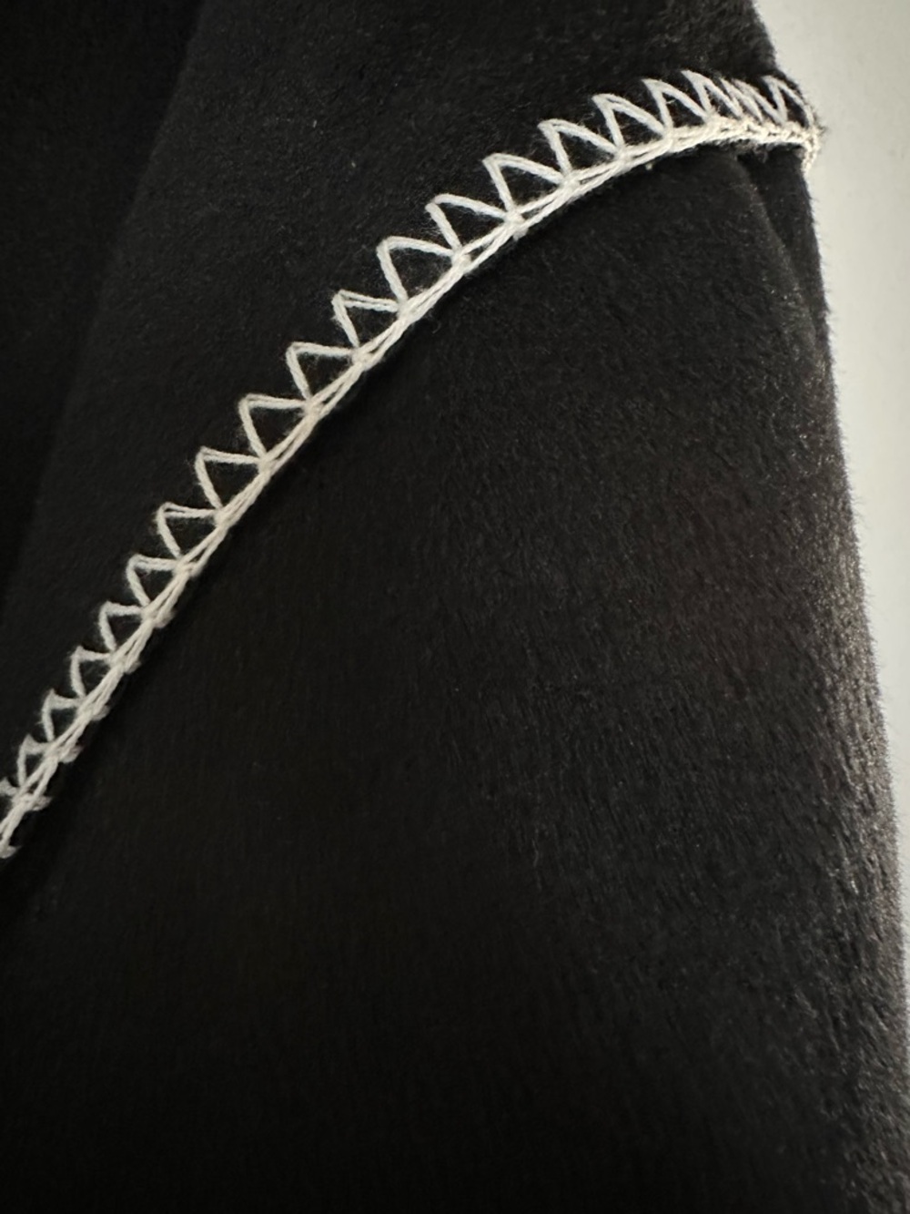LOFT Black V-Neck Sweatshirt with White Zigzag Trim - Picture 3 of 4